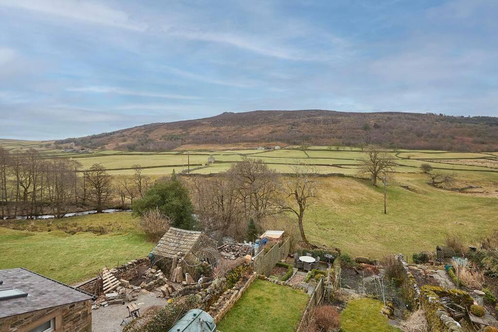Stunning 3 Bed Yorkshire Dales Cottage Аплтривик Экстерьер фото