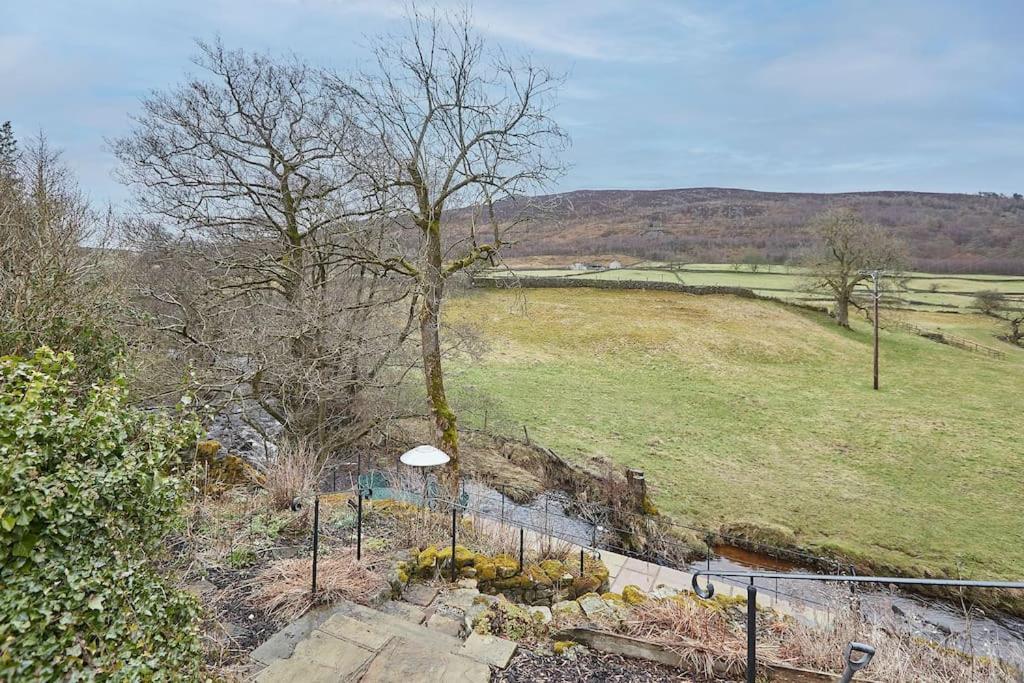 Stunning 3 Bed Yorkshire Dales Cottage Аплтривик Экстерьер фото